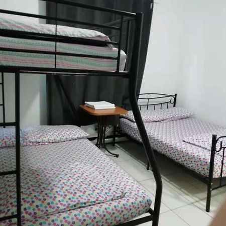 University Apartment Toronto Bagian luar foto