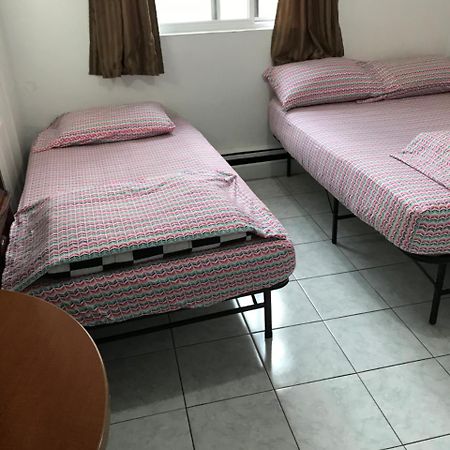 University Apartment Toronto Bagian luar foto