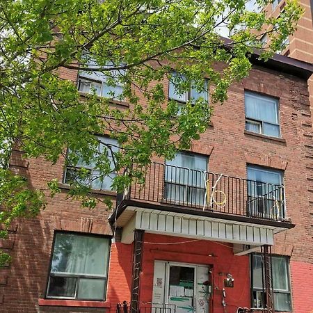 University Apartment Toronto Bagian luar foto