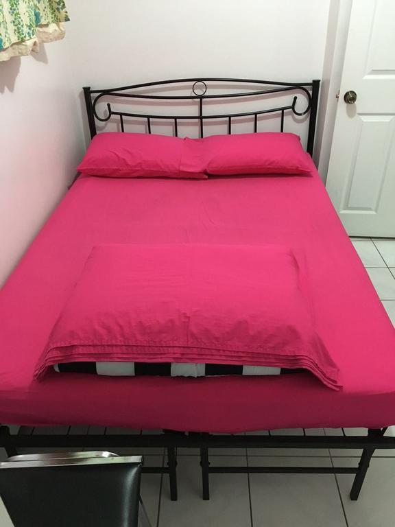 University Apartment Toronto Bagian luar foto