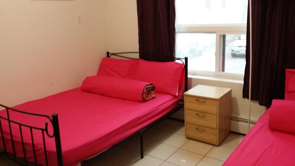 University Apartment Toronto Bagian luar foto