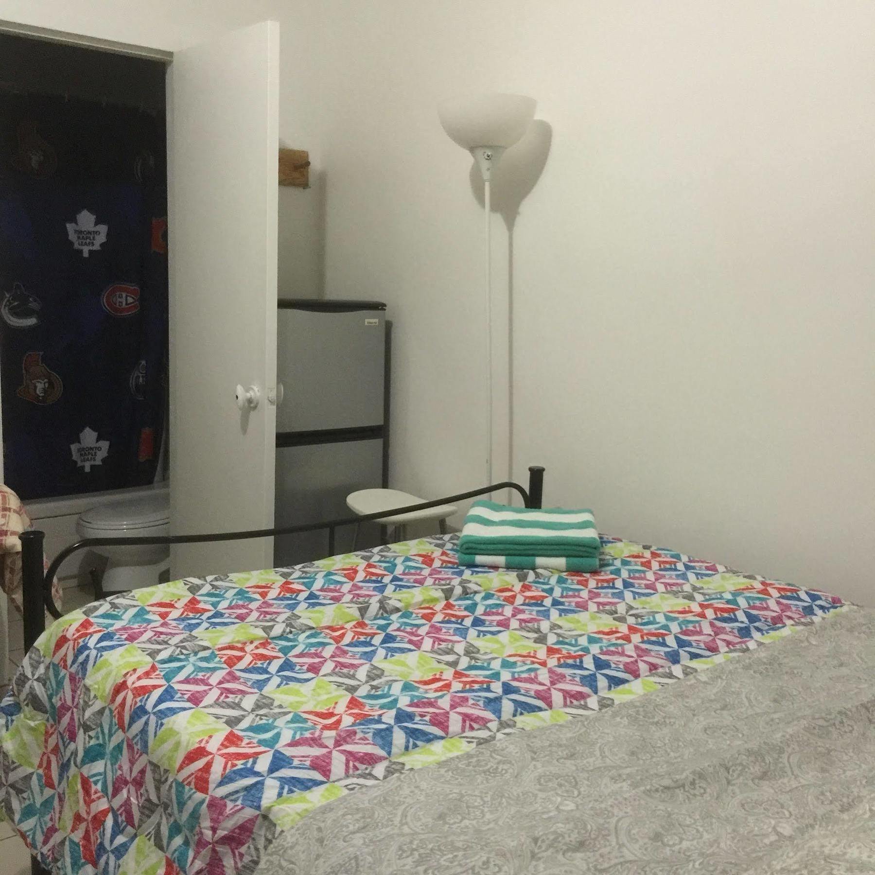 University Apartment Toronto Bagian luar foto