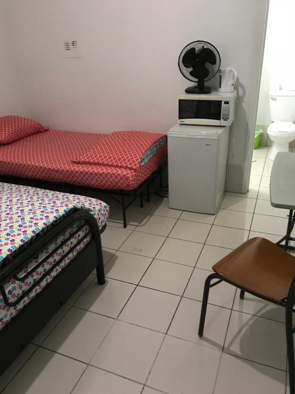 University Apartment Toronto Bagian luar foto