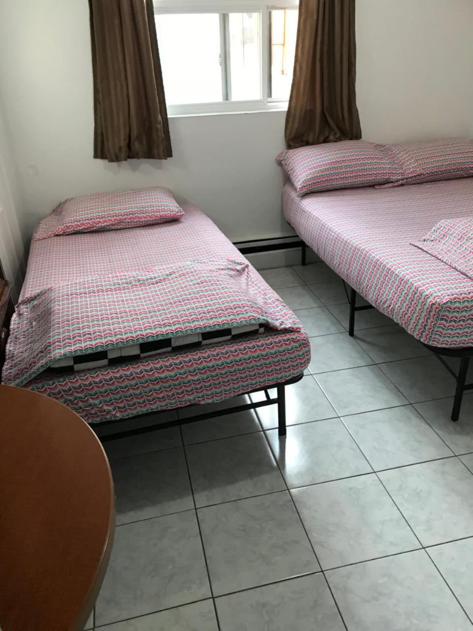 University Apartment Toronto Bagian luar foto