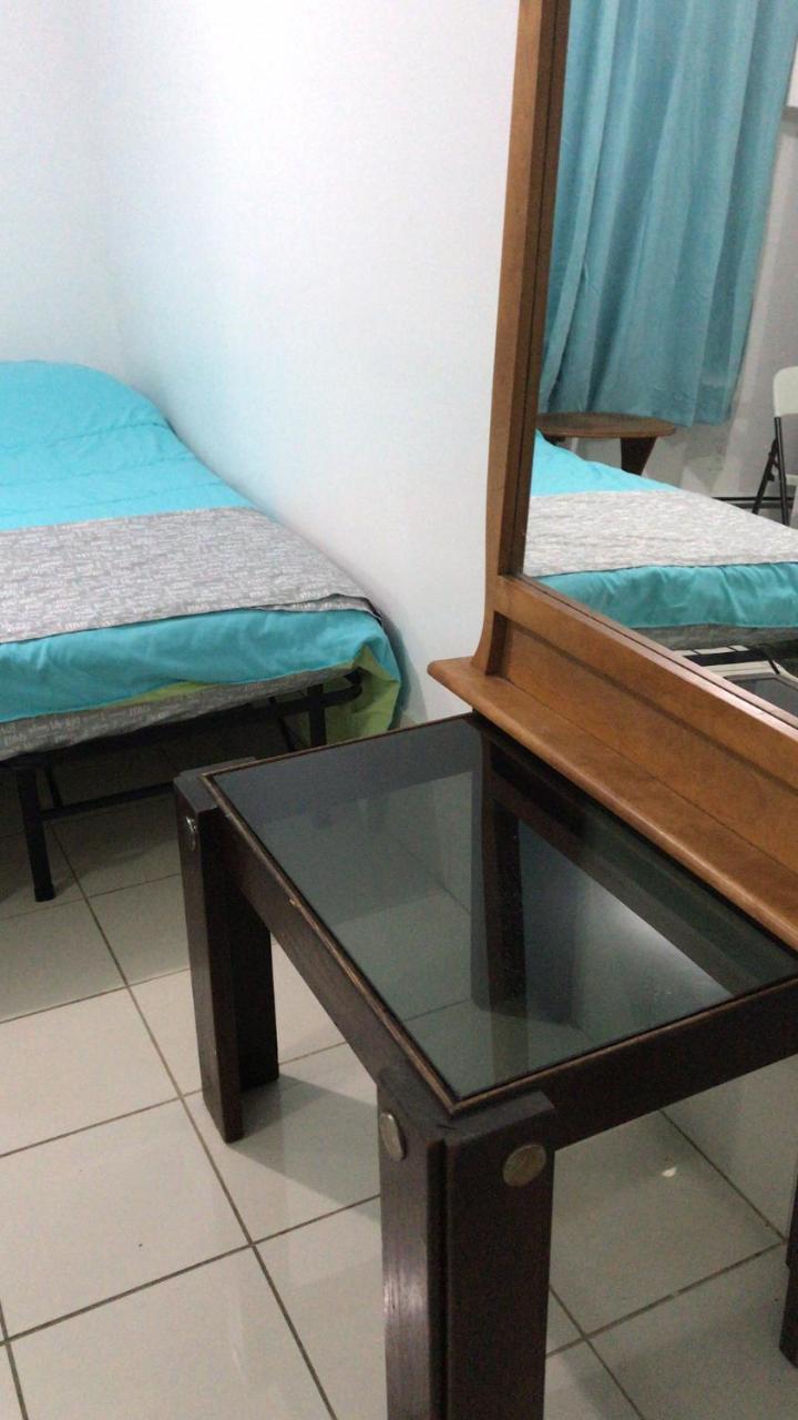 University Apartment Toronto Bagian luar foto